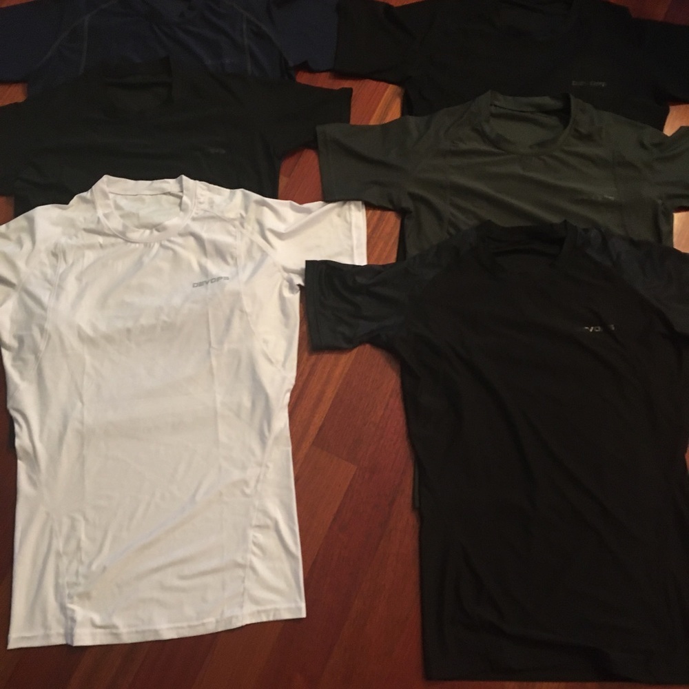 6 Men’s Devops athletic T-shirts
